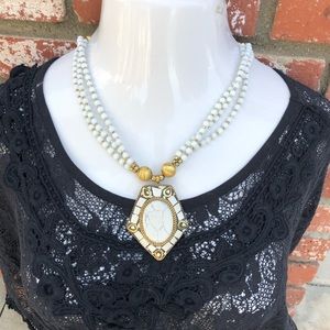White And Gold Bead Necklace With Pendant